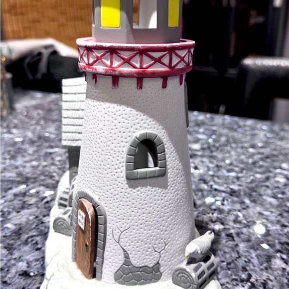 🌊Vintage One of a Kind Partylite Porcelain Harbour Lighthouse Candle Holder 🌊 - Picture 8 of 16